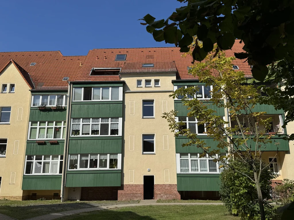 Modernes Wohnen über zwei Ebenen – hochwertige 4-Zimmer-Maisonette im Dachgeschoss von Engelsdorf
