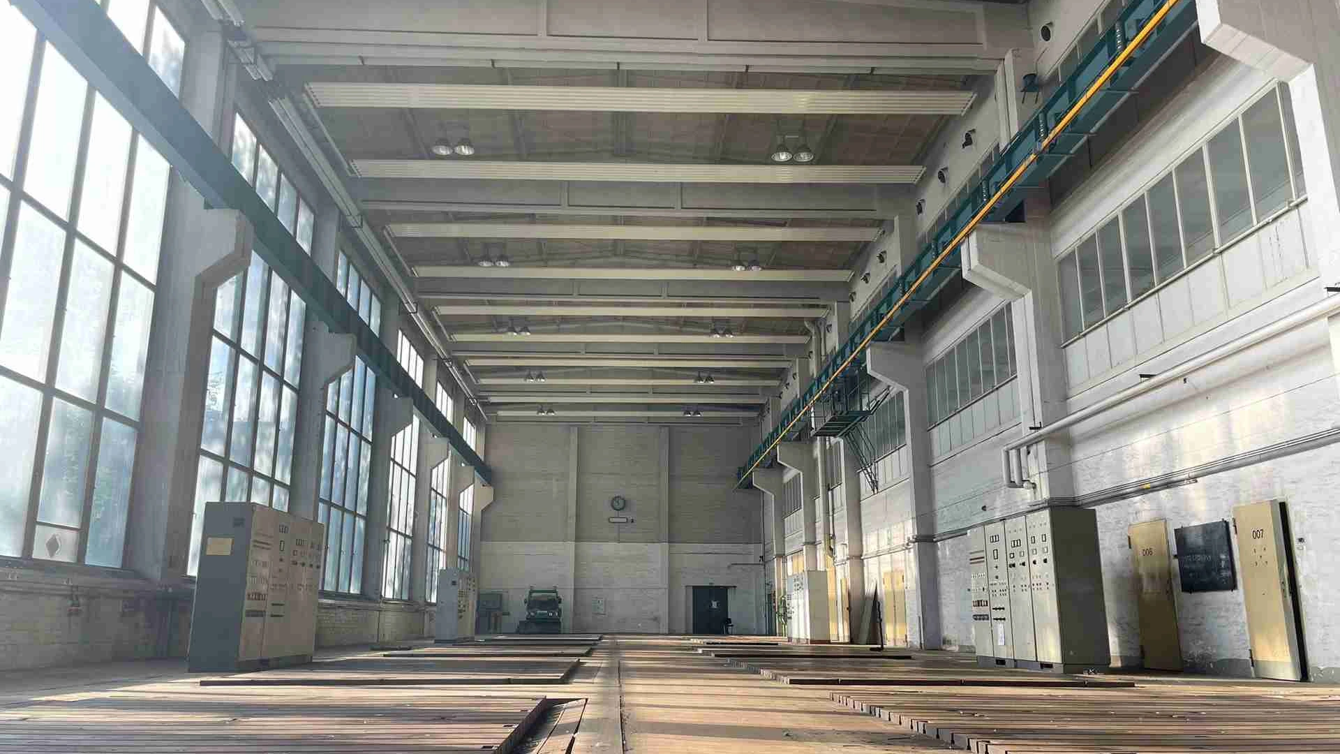 Hall / Production, approx. 2,710 m² in Chemnitz (Altchemnitz)