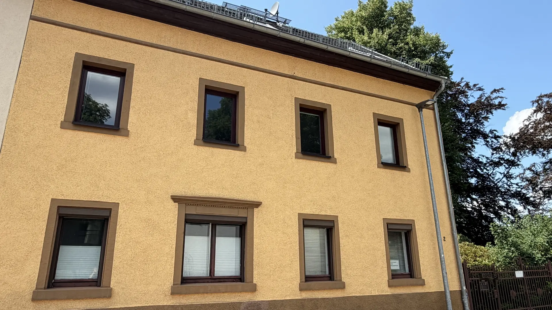 Sanierungsbedürftiges Mehrgenerationenhaus oder Einfamilienidylle - viel Potenzial zur individuellen Neugestaltung