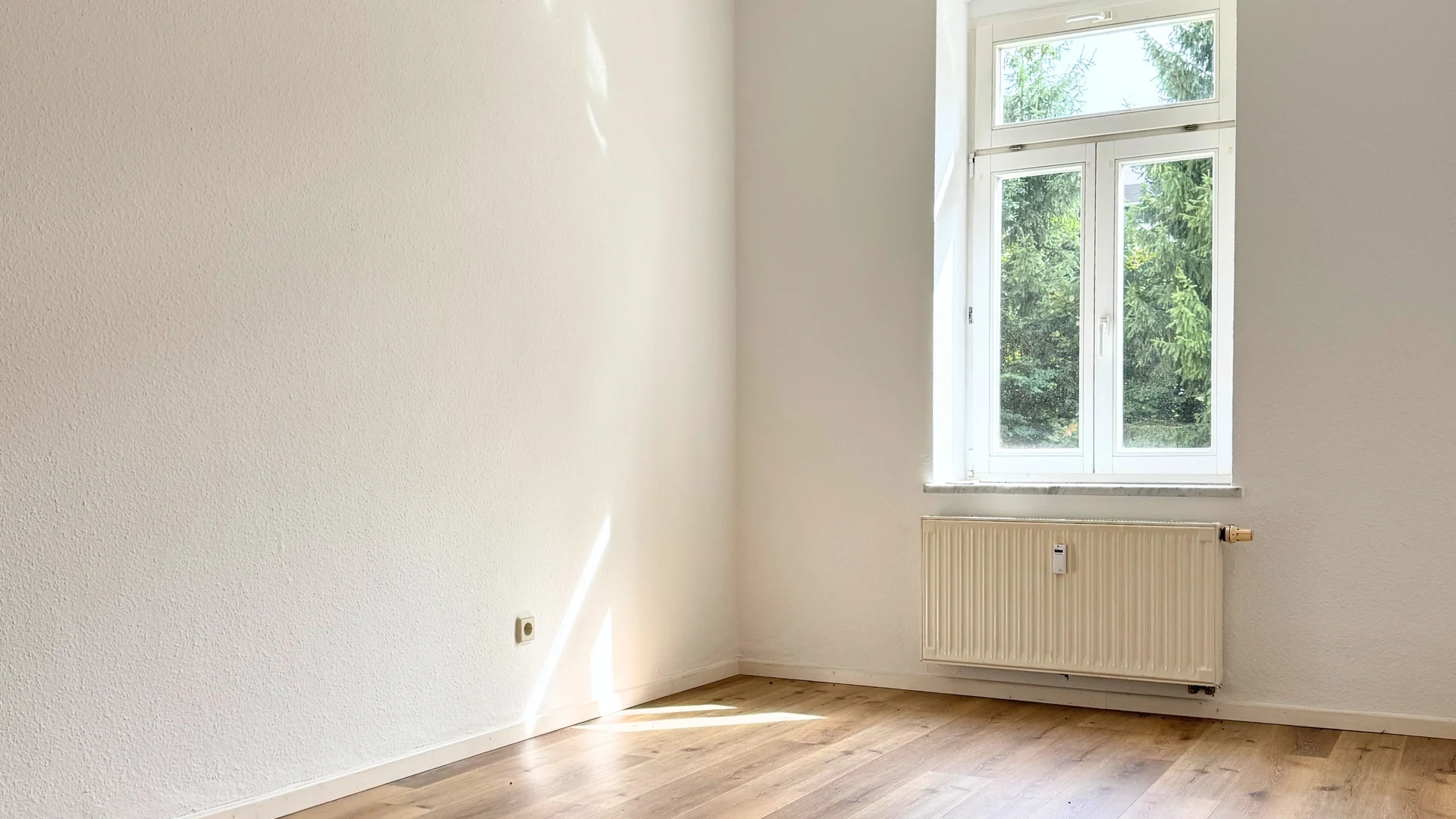 Zwei bezugsfreie Eigentumswohnungen im denkmalgeschützten Altbau – ideal zur Eigennutzung oder Kapitalanlage