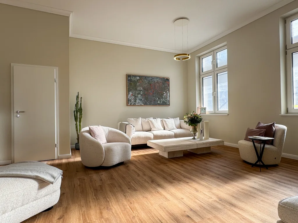 Einzigartige 3,5-Raum-Wohnung mit Dachterrasse, Charme und Stil