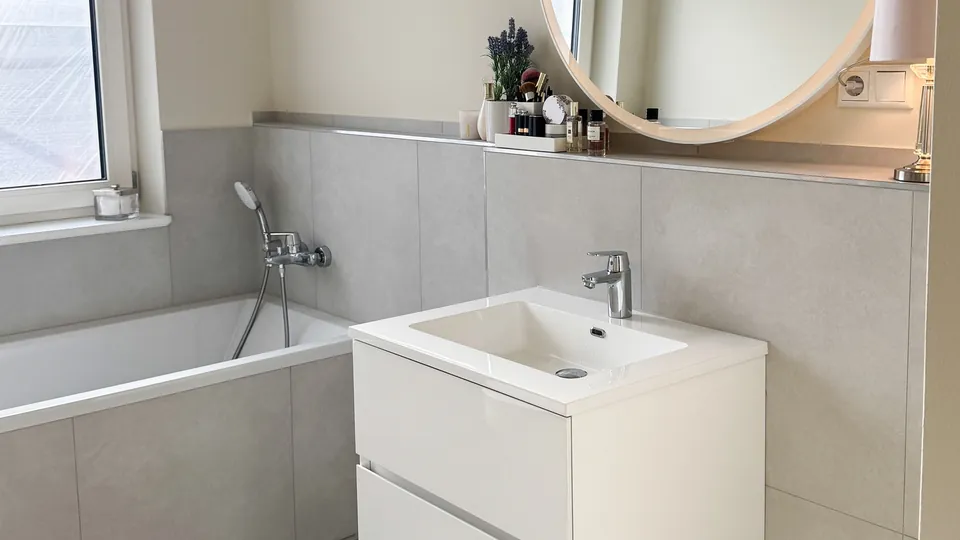 Einzigartige 3,5-Raum-Wohnung mit Dachterrasse, Charme und Stil