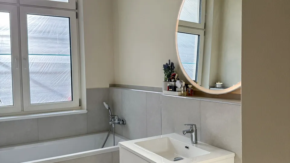Erstbezug: 5,5-Raum-Wohnung mit XXL Dachterrasse und großen Kinderzimmern mit Schlafebene