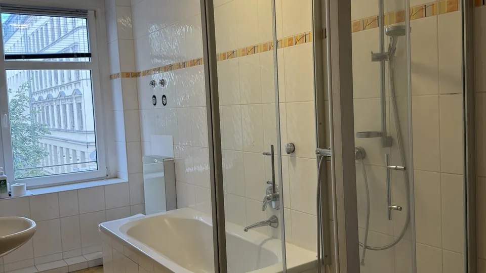 Viel Platz für die ganze Familie – 4-Zimmer-Wohnung mit Balkon in Chemnitz