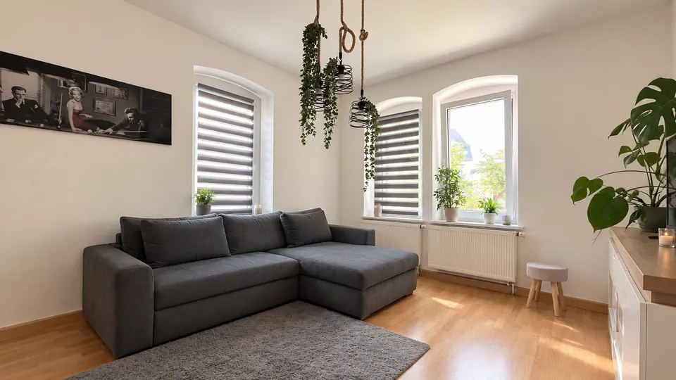 Gepflegte 2-Zimmer-Wohnung mit Einbauküche in Hohenstein-Ernstthal