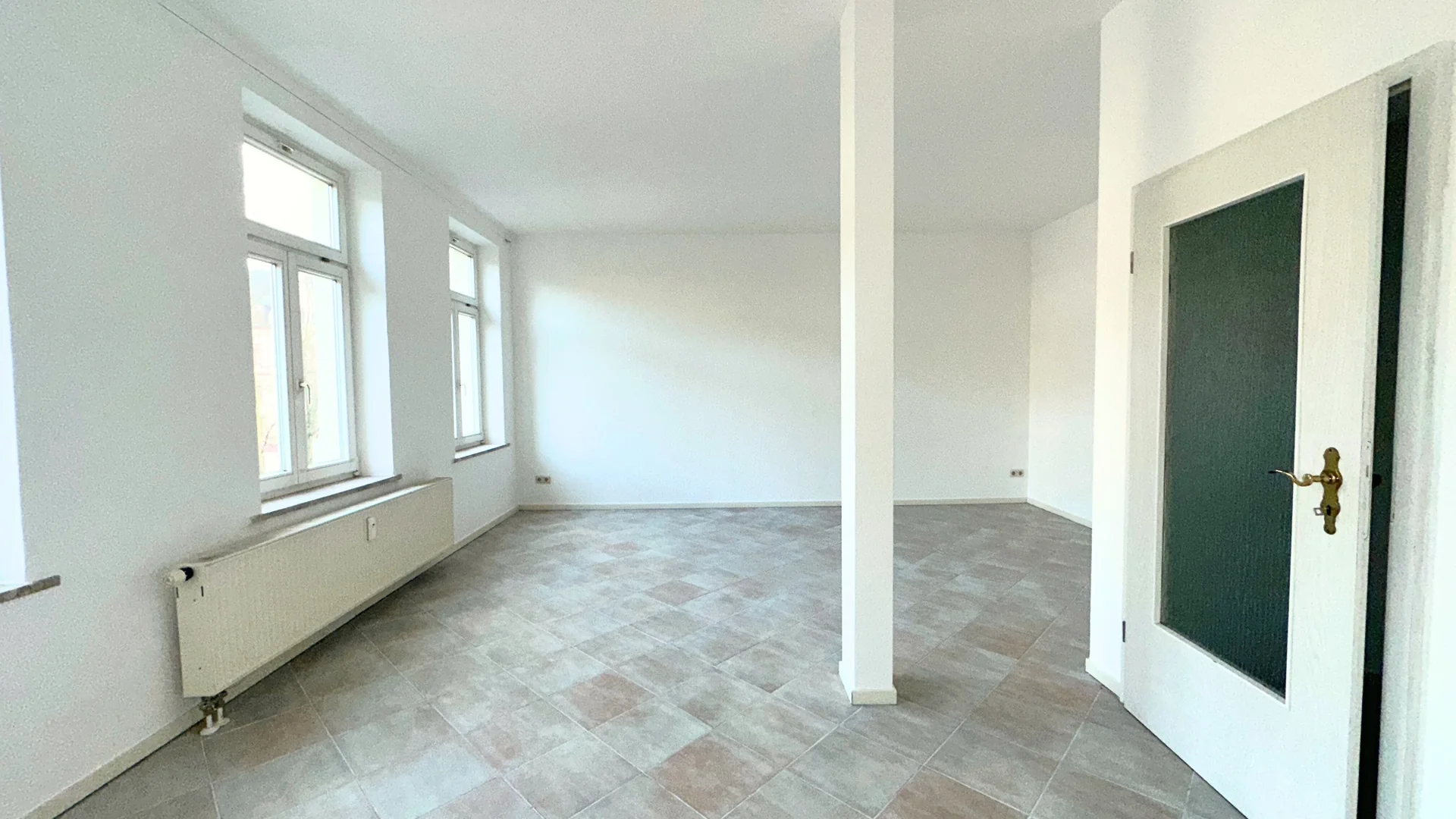 Helle 2-Zimmer-Altbauwohnung mit Einbauküche und Gartenmitbenutzung