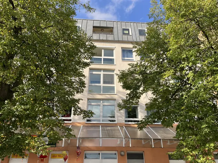Wohnungspaket aus vier Eigentumswohnungen in gepflegtem Mehrfamilienhaus – ca. 7,40 % IST-Rendite