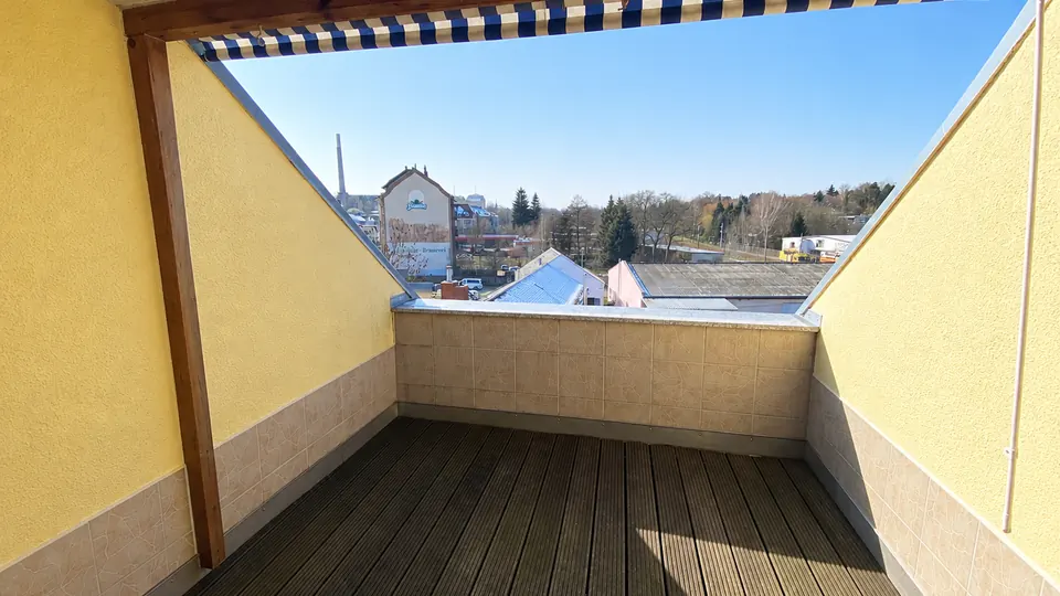 Attraktives Mehrfamilienhaus: Vollvermietet, mit Kaminen, Balkonen und Garten