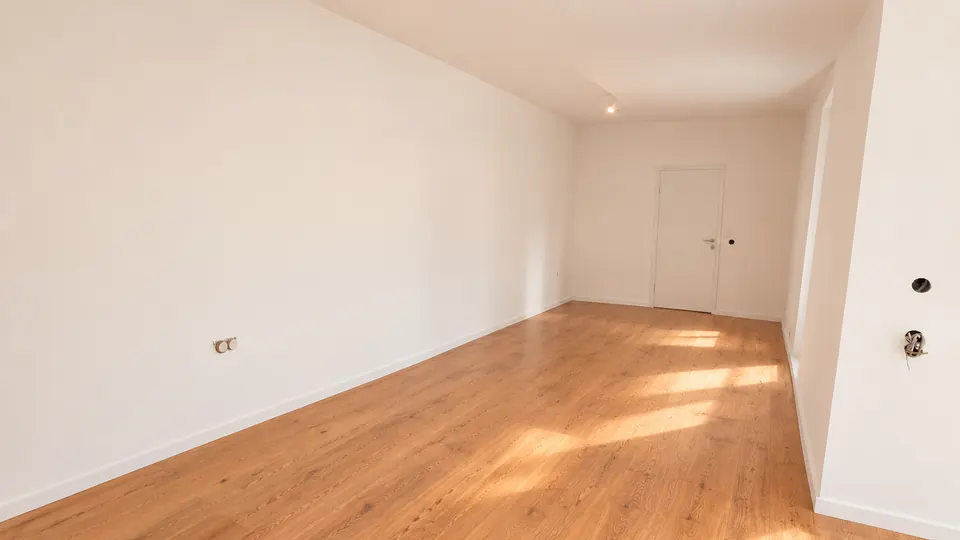 Raum für die Familie, hochwertig sanierte Wohnung mit separatem Hauseingang am Naturschutzgebiet