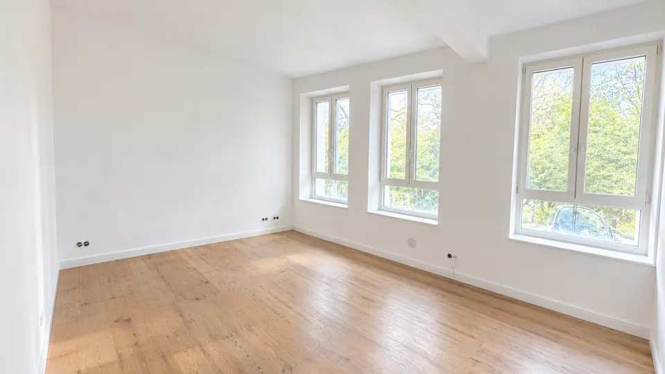 Raum für die Familie, hochwertig sanierte Wohnung mit separatem Hauseingang am Naturschutzgebiet