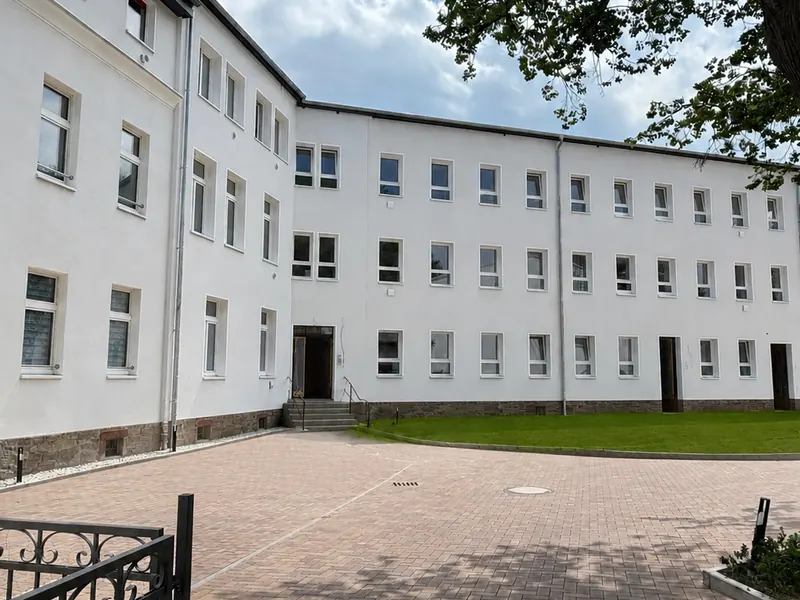 Raum für die Familie, hochwertig sanierte Wohnung mit separatem Hauseingang am Naturschutzgebiet