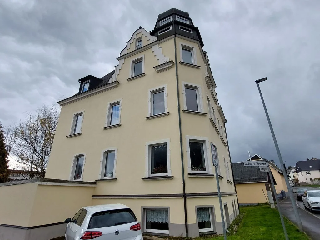 Top renovierte 4-Zimmer-Wohnung in Neukirchen