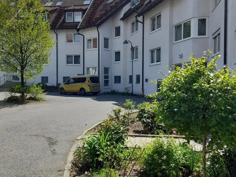 Charmante 2-Raum-Eigentumswohnung mit Balkon in Limbach-Oberfrohna