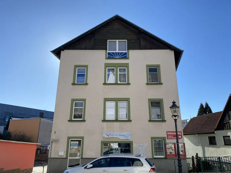 Energieeffizientes Mehrfamilienhaus als rentable Investition in Toplage von Limbach-Oberfrohna