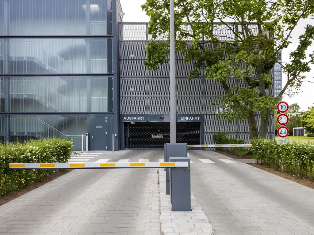 Garage mieten- Platz für ihr Auto und Reifen