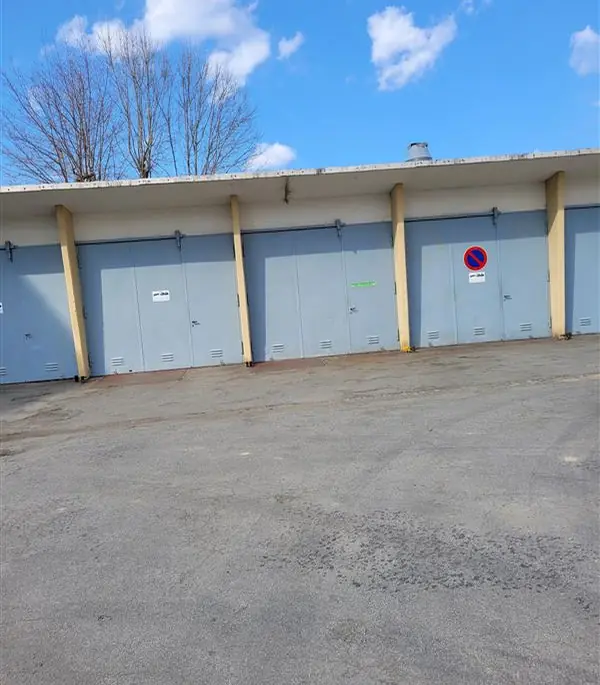 Garage & Stellplatz in 09120 Chemnitz