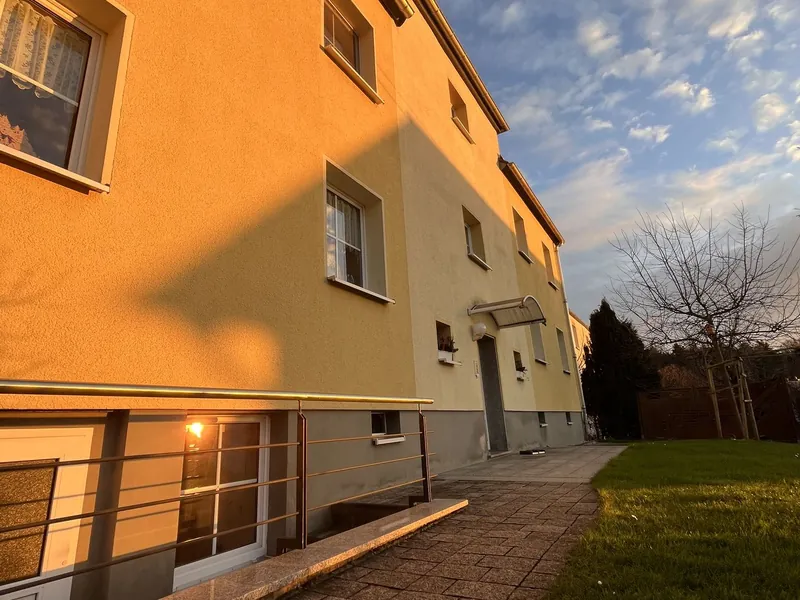 Charmantes Mehrfamilienhaus in Lichtenstein · Ruhige Lage im Grünen
