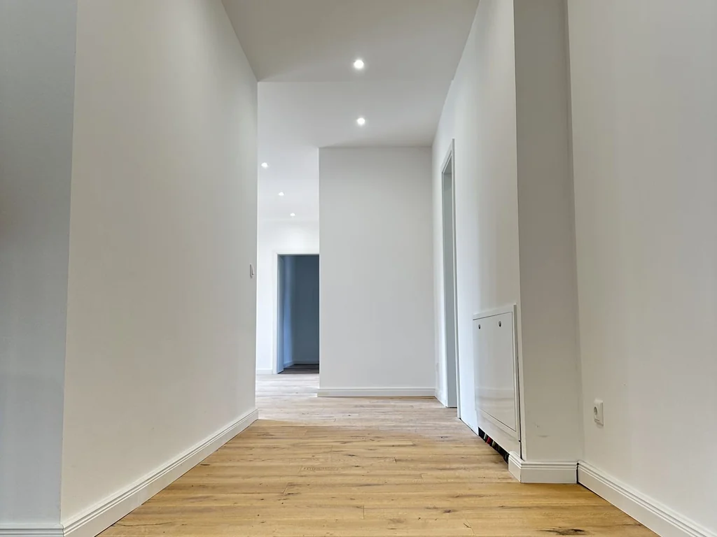 Steuervorteile sichern: Sanierter Altbau mit Sonder-AfA & KfW 70 WPB