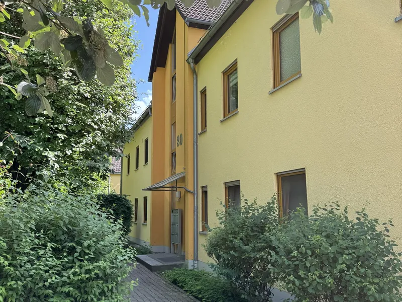 Bezugsfreie Maisonette-Wohnung mit Süd-West-Balkon in familienfreundlicher Lage von Chemnitz