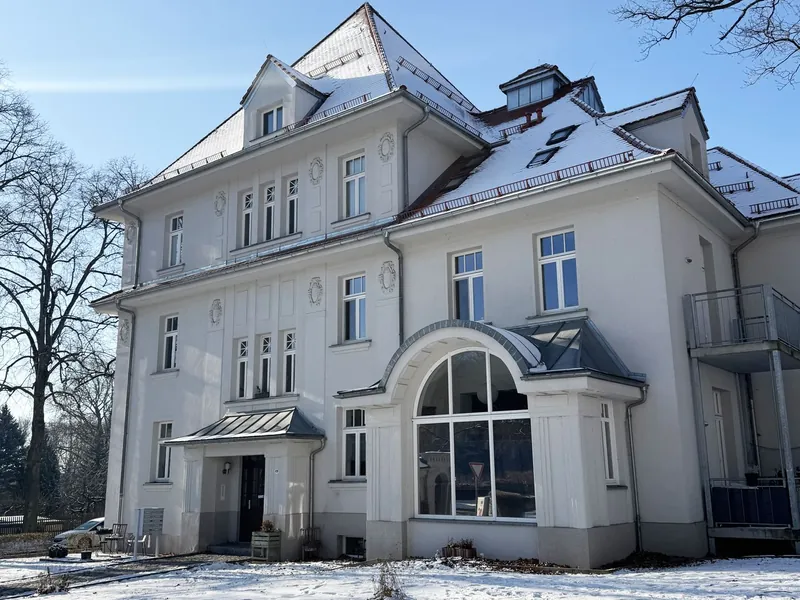 Moderne Eigentumswohnung mit Balkon und Stellplatz in Chemnitz-Ebersdorf