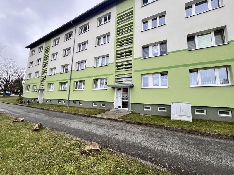 Helle 2-Zimmer Wohnung mit Balkon in ruhiger Lage
