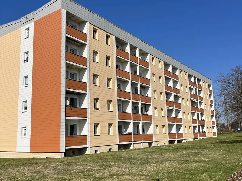 Moderne 3-Zimmer-Wohnung mit Balkon und Stellplatz in ruhiger Lage