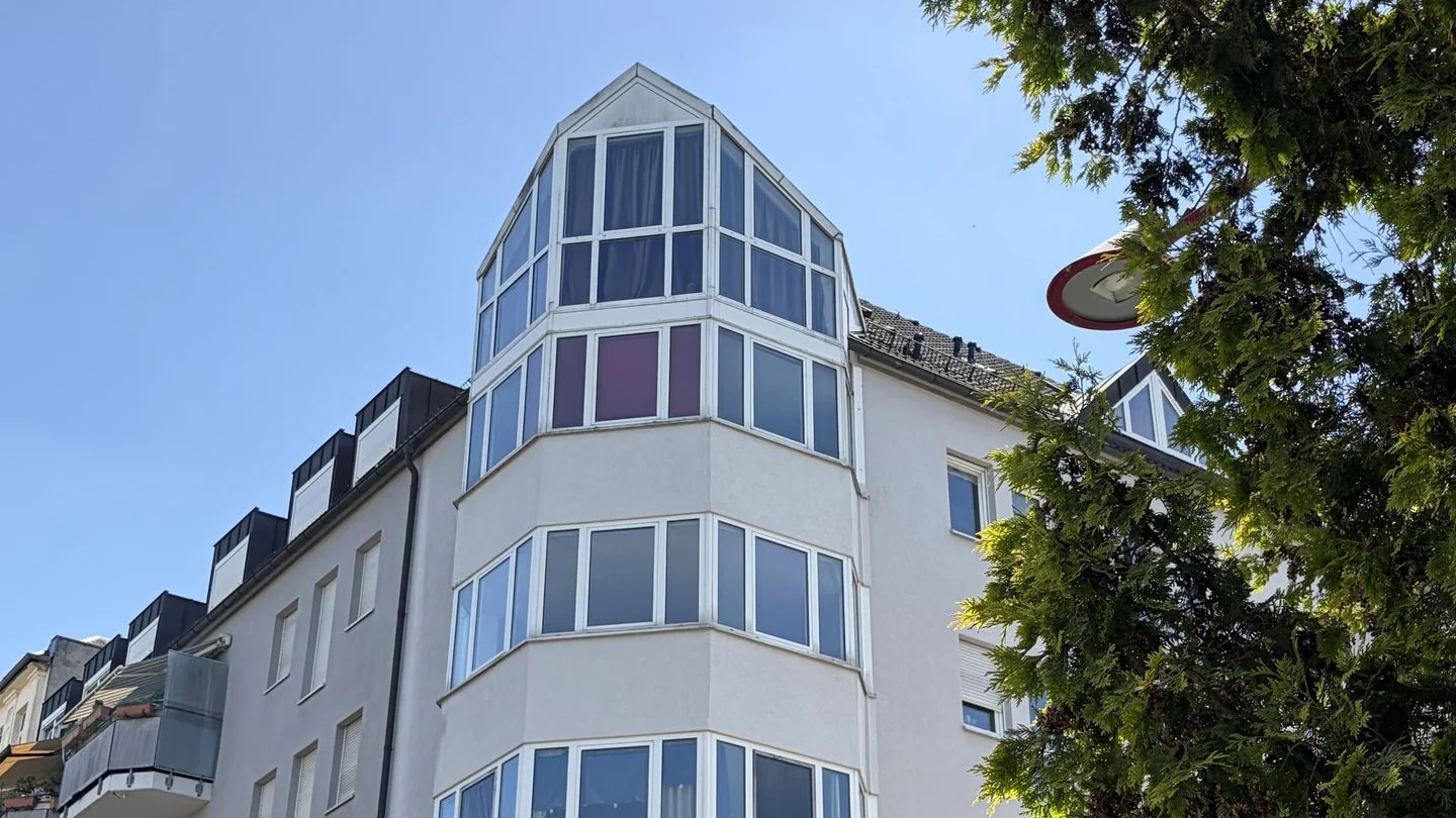 6,95 % Rendite sichern: Gepflegte 2-Zimmer-Wohnung mit Balkon & Tiefgarage