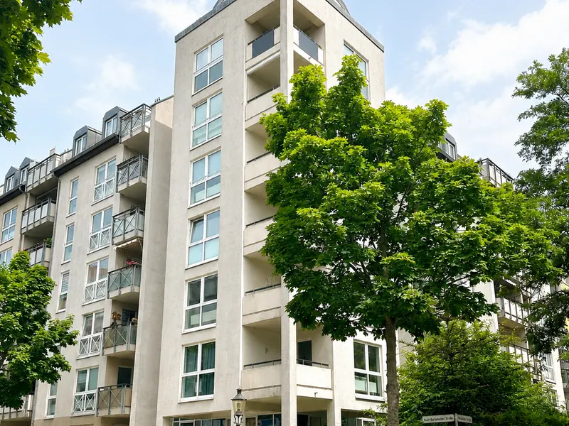 Frisch sanierte Kapitalanlage in Schlosschemnitz mit Tiefgaragenstellplatz
